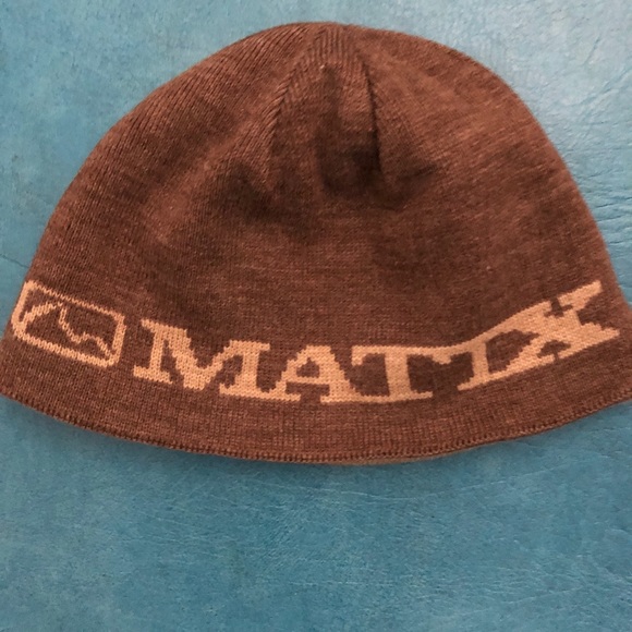 Reversible Matix beanie OSFM - Picture 2 of 3